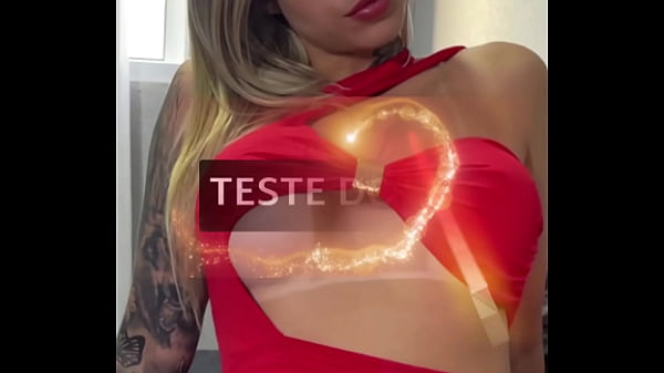 Djrafa realizando teste do sofá e deu sua nota no novinho tatuado