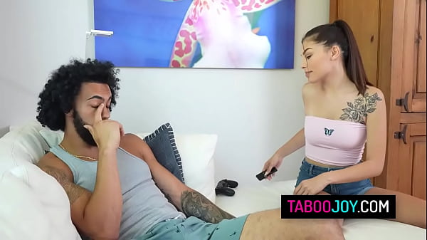 Sexy latina teen Reyna Delacruz gets her wet pussy licked and fucked hard