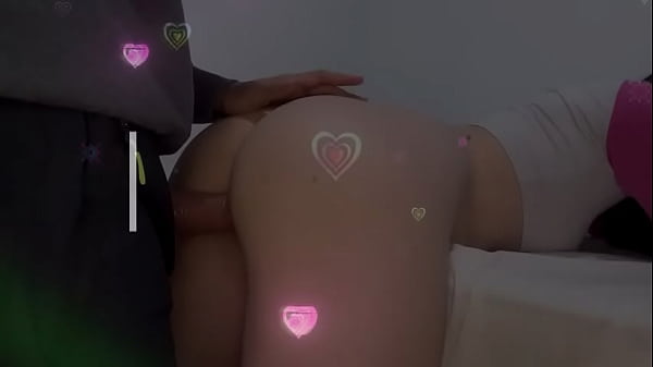 BRANQUINHA UNIVERSITÁRIA SENDO FODIDA NA CASA DO PROFESSOR, ELE FODEU A BUCETA DELA CHEIA DE DESEJO E TESÃO