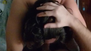 Attrice italiana Giulia Ottorini in bagno prova un bikini in vacanza e viene scopata in pubblico